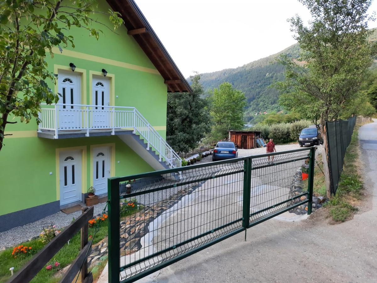 Na Drini krevet i doručak Foca
